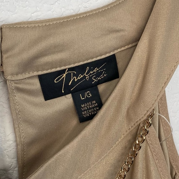 Thalia Sodi Shimmery Gold Cold Shoulder Top with Removable Jewelry Trim - Picture 4 of 14